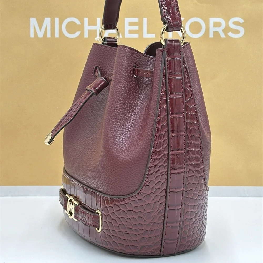 MICHAEL KORS  Reed Medium Pebbled Leather Bucket Bag Satchel Crossbody Oxblood